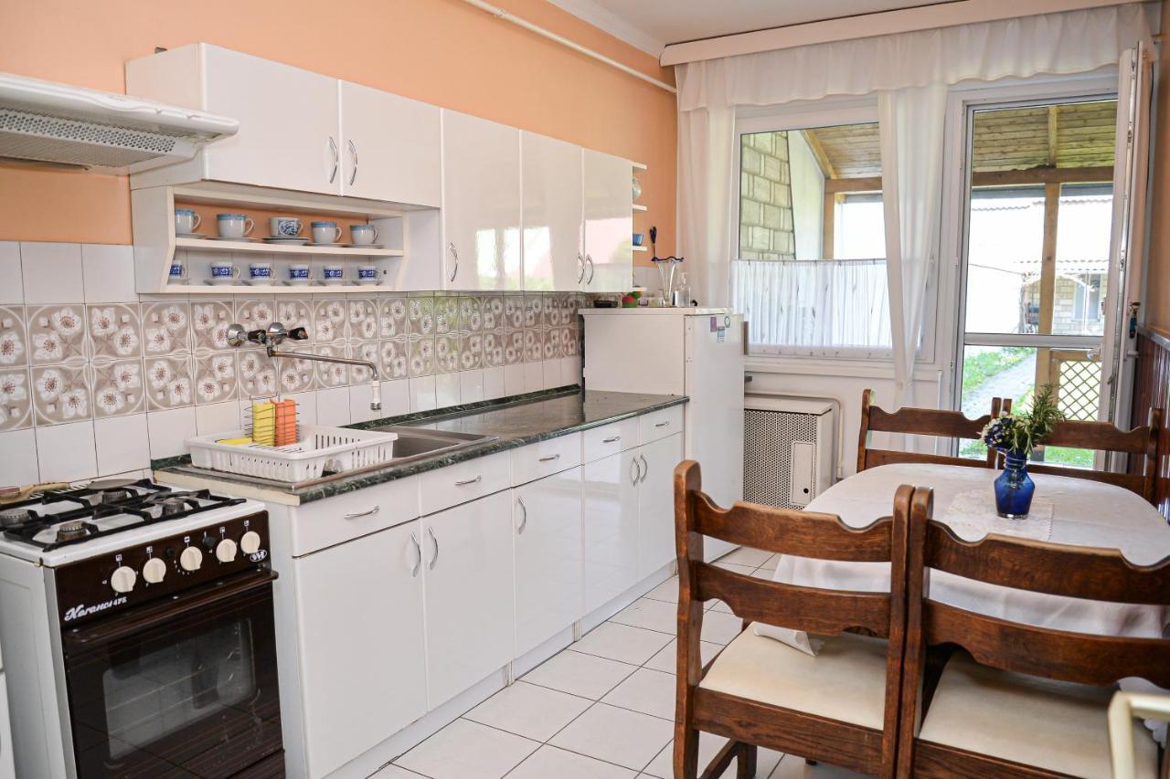 Lilla Vendeghaz Villa Hajdúszoboszló Екстериор снимка